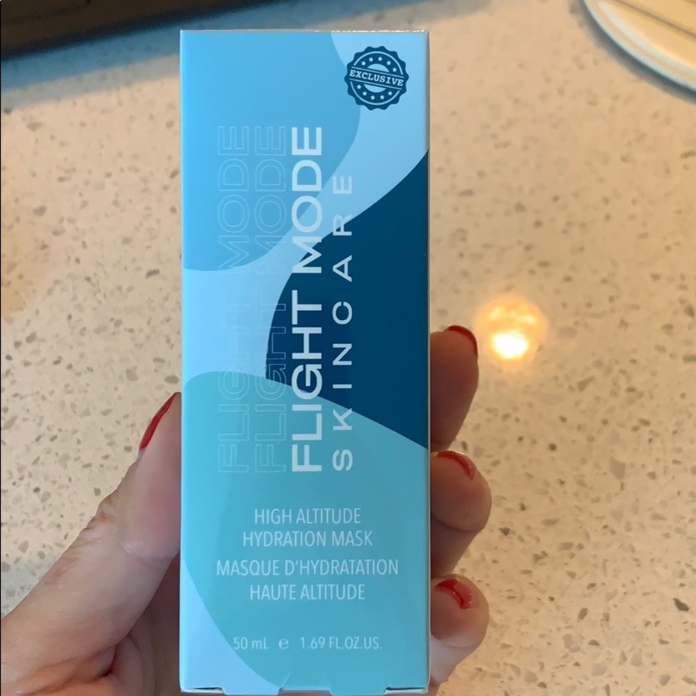 Flight mode skincare hydration mask